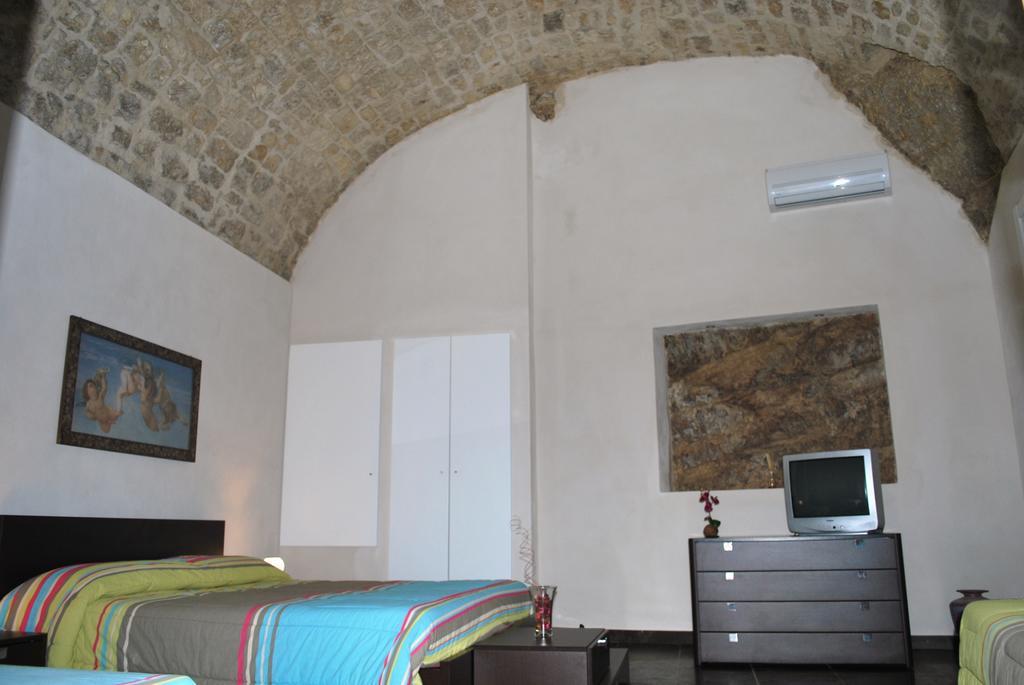 Casa Vacanze A Truatura Рагуза Стая снимка